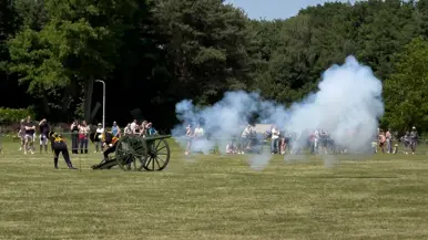 Diverse foto’s van de Defensiedag in Tilburg