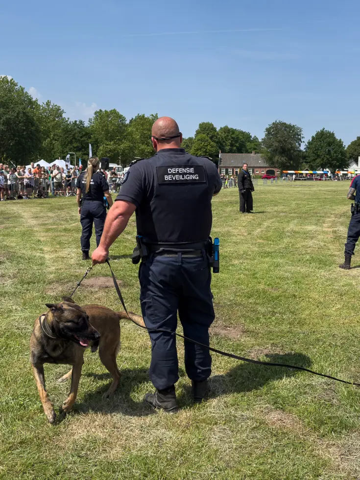 Diverse foto’s van de Defensiedag in Tilburg