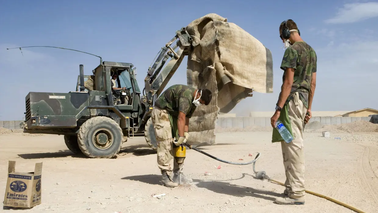 Militairen in Kamp Holland, Afghanistan.