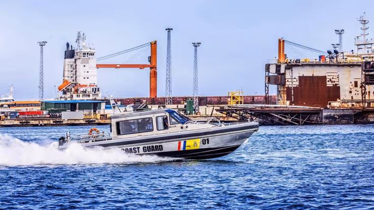Boot van de Kustwacht Caribisch gebied in actie.