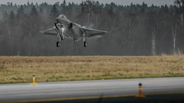 F-35 stijgt op.
