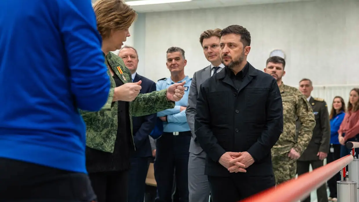 Commandant MRC Monika Kop-Wijering in gepsrek met President Zelensky.