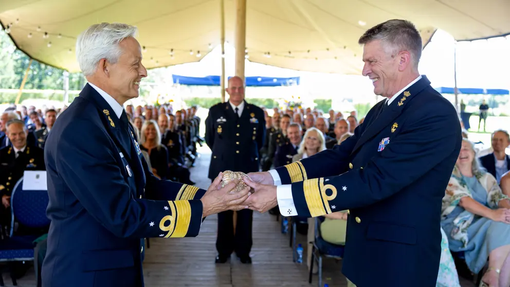 Ceremoniele overdracht van een militaire functie.