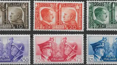 Postzegels met de beeltenissen van Adolf Hitler en Benito Mussolini.