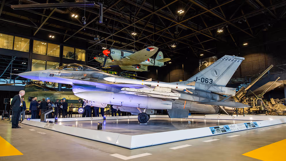 F-16 MiG-killer (J-063) in het Nationaal Militair Museum.