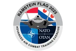 Cirkelvorming embleem van Ramstein Flag 2025. in het midden is een jachtvliegtuig te zien.