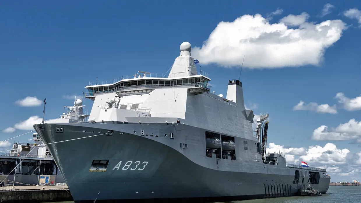 Zr.Ms. Karel Doorman.