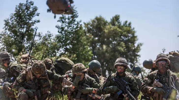 Militairen van 11 Luchtmobiele Brigade.