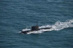 De Russische onderzeeboot Novorossiysk, toen die eerder dit jaar ook al door de Nederlandse marine werd geëscorteerd.