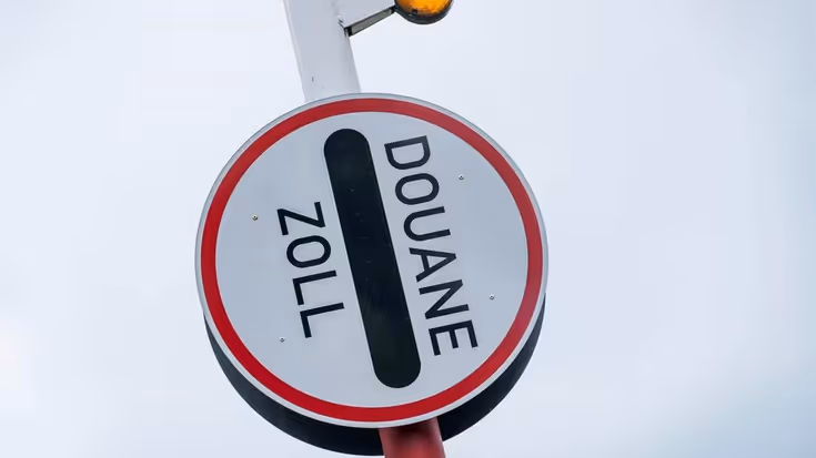 slagboom van de douane.