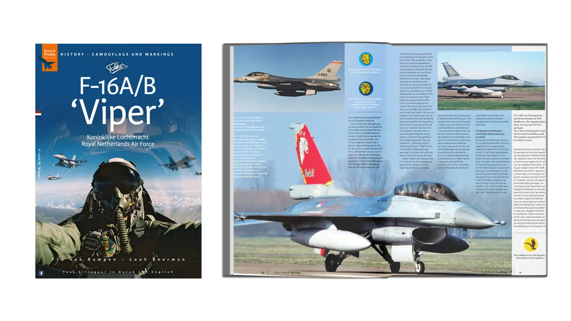 Een compilatie van de cover van het boek en twee opengeslagen pagina’s.