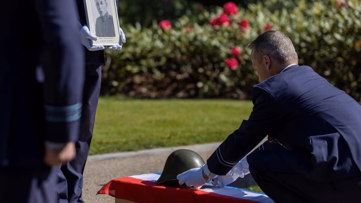 Militaire herbegrafenis.