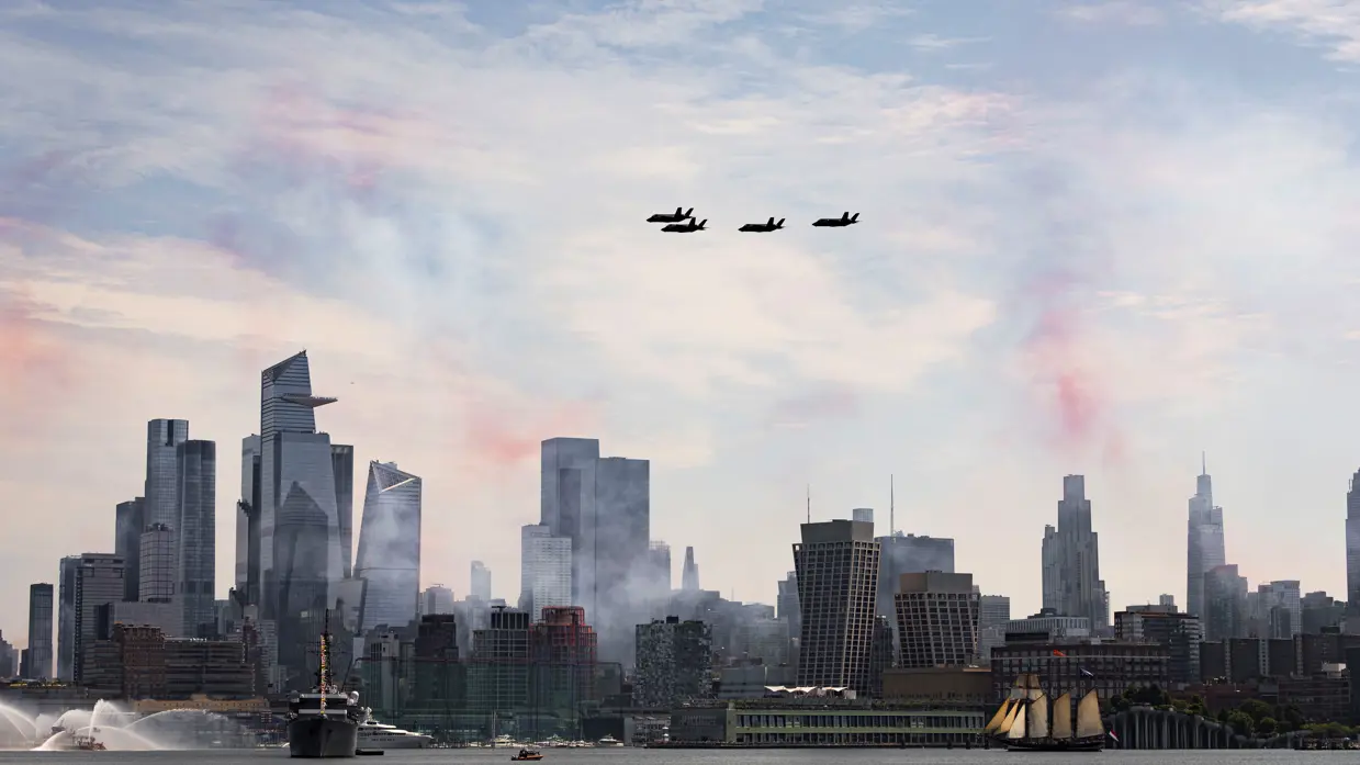  vier F-35’s die over de flatgebouwen van Manhattan scheren. 