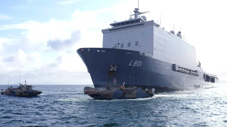 Amfibisch transportschip Johan de Witt.