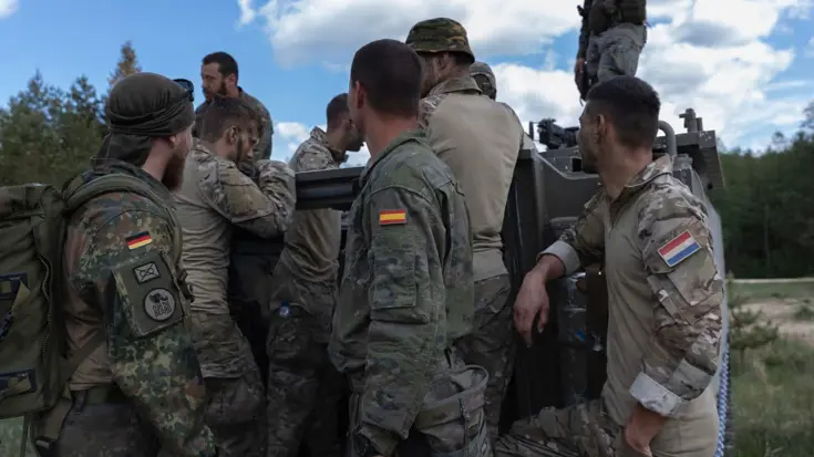 Militairen uit verschillende landen in Litouwen