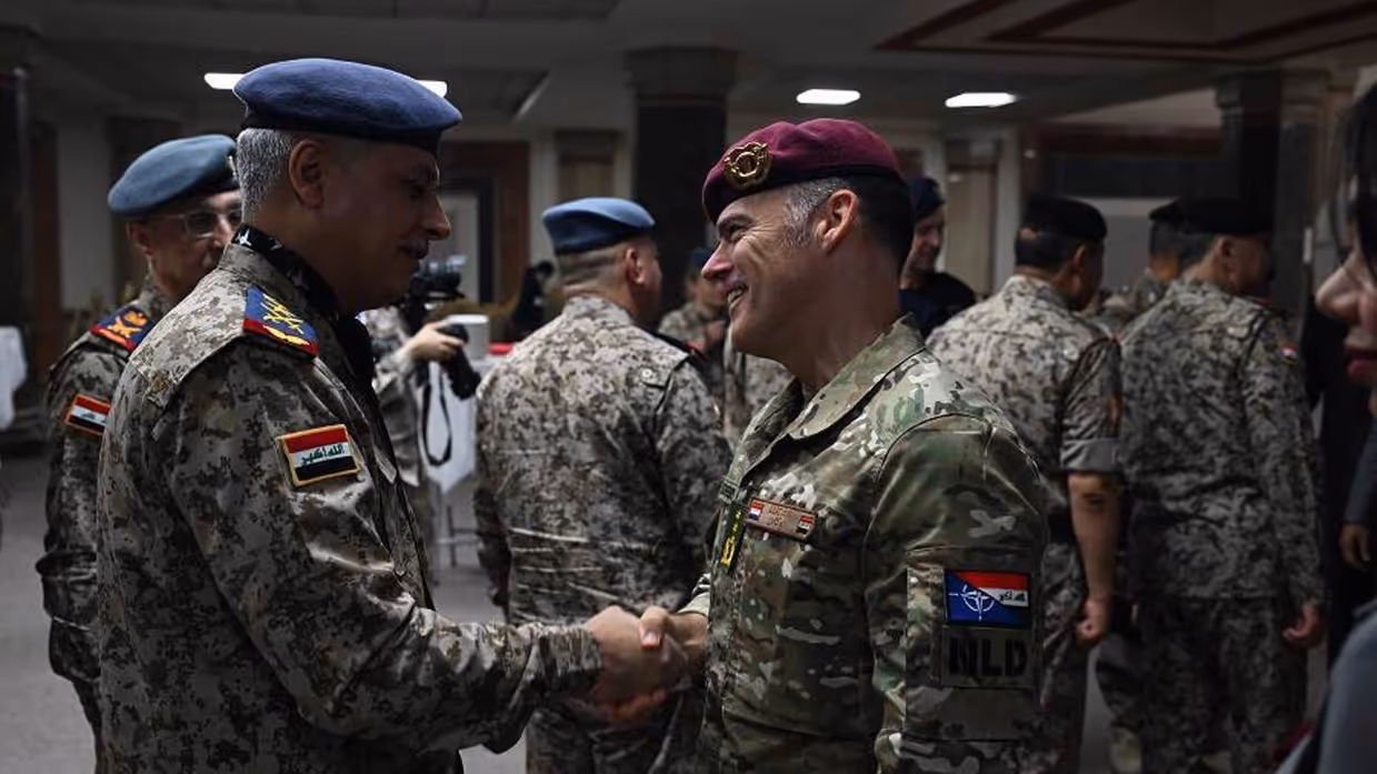 Luitenant Generaal Cas Schreurs Rechts.2X3