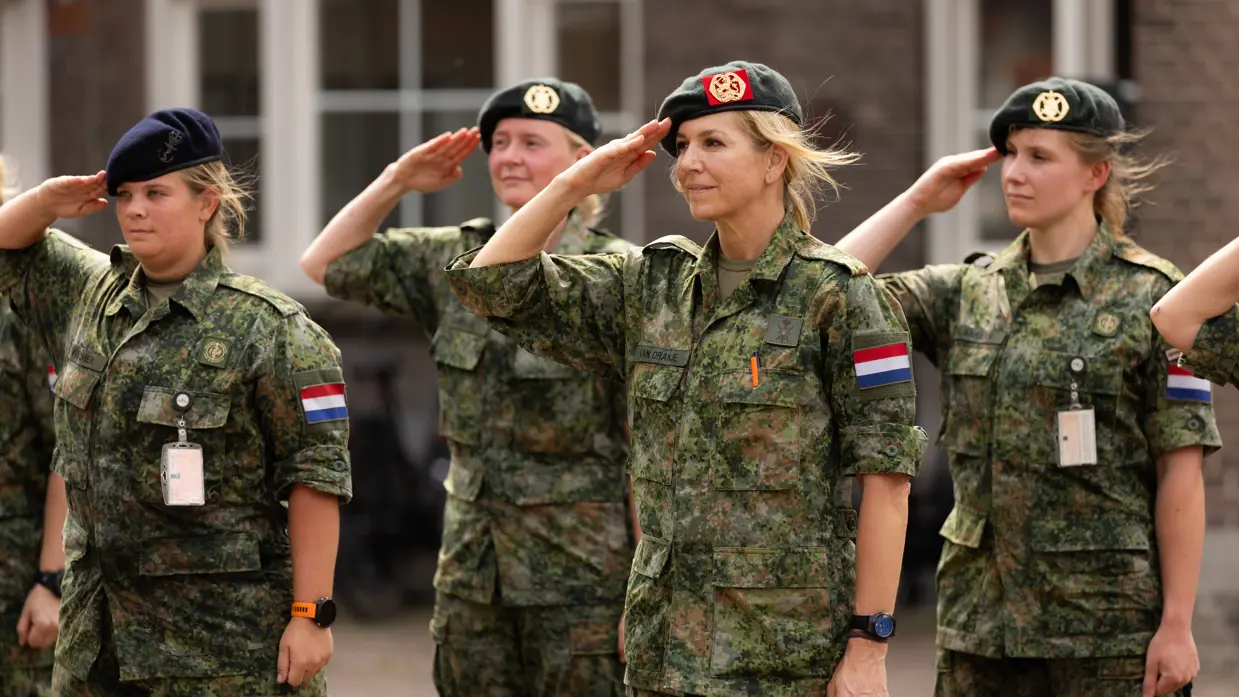 Een foto van Koningin Maxima, nadat ze eerder dit jaar haar baret ontving.    