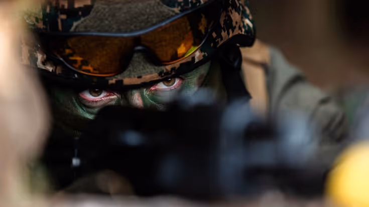 Ogen van een militair.