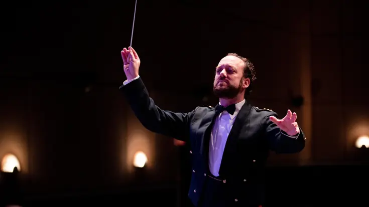 Dirigent Fanfare Bereden Wapens Jos Zegers.