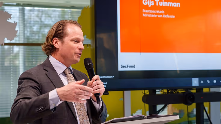 De staatssecretaris aan het woord.