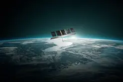  Satelliet zweet boven de aarde in de ruimte.