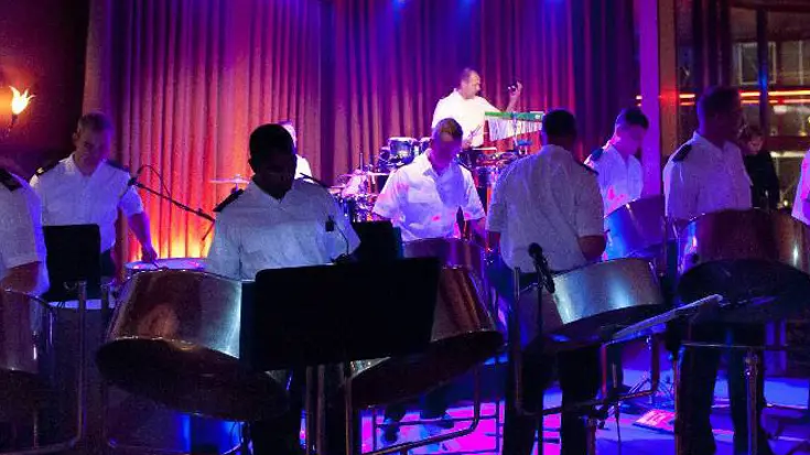 Optreden Steelband Korps Mariniers.