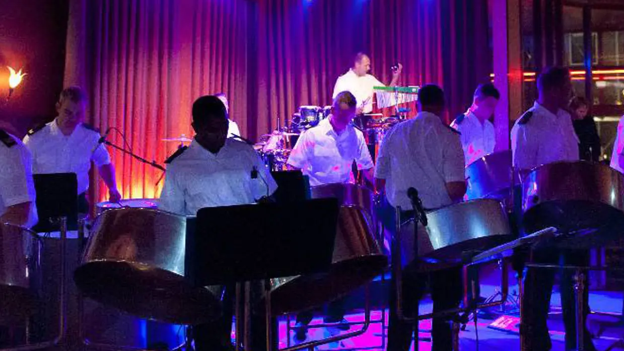 Optreden Steelband Korps Mariniers.
