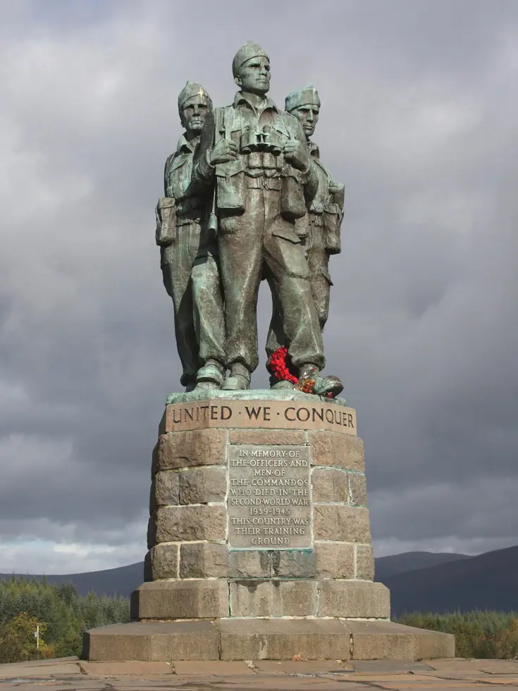 Commando Memorial-monument bij Achnacarry.