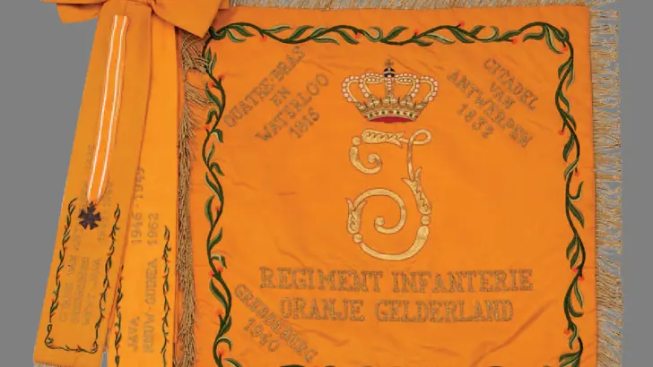 Het vaandel van het Regiment Infanterie Oranje Gelderland.