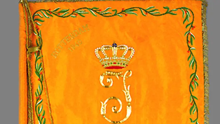 Vaandel Regiment Verbindingstroepen voorkant.