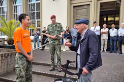 Een student en een veteraan.