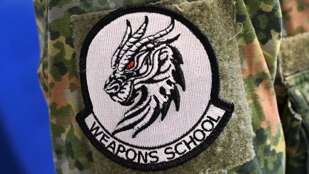 Het logo van de opleiding. 