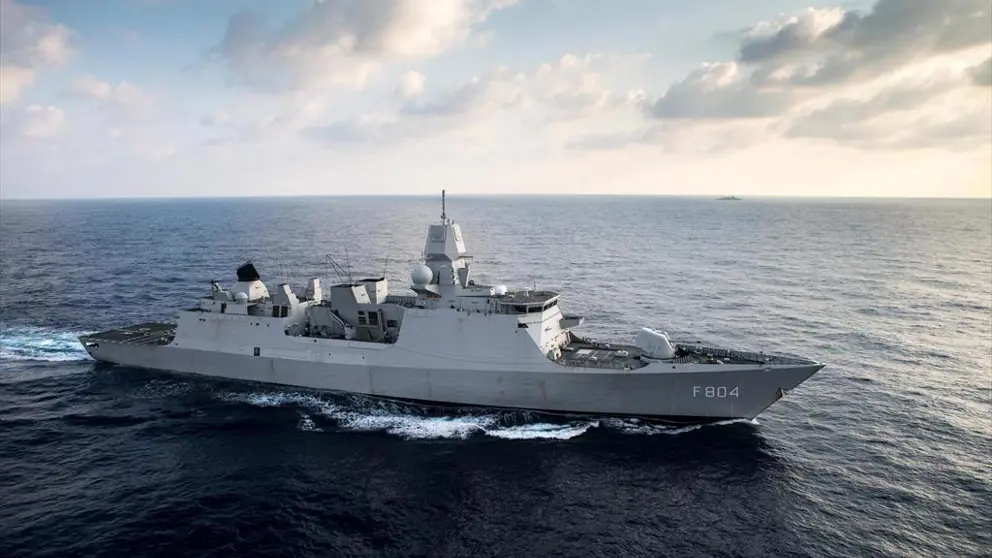 De Zr.Ms. De Ruyter op volle zee.